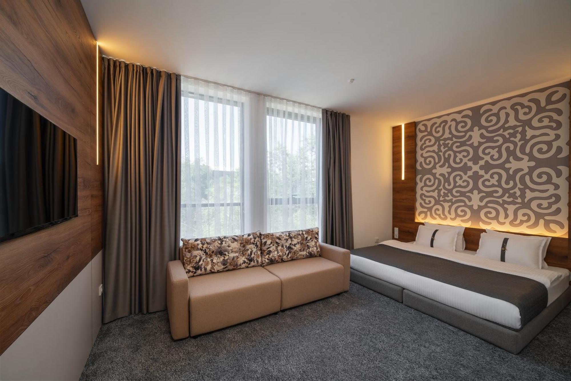Duo Hotel By Futuro Bisjkek Eksteriør billede